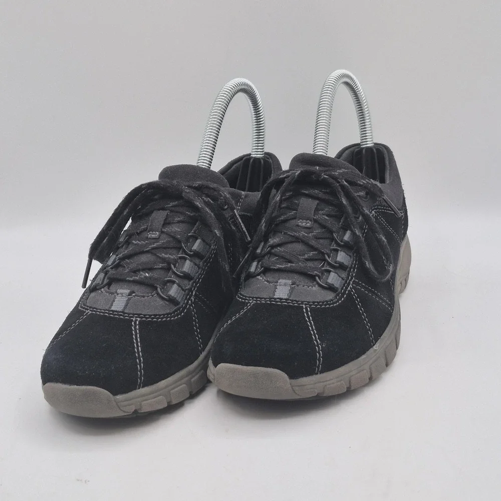Clarks Shoes Womens Size 5.5 Black Suede Lace Up Comfort Sneakers 26067600‎